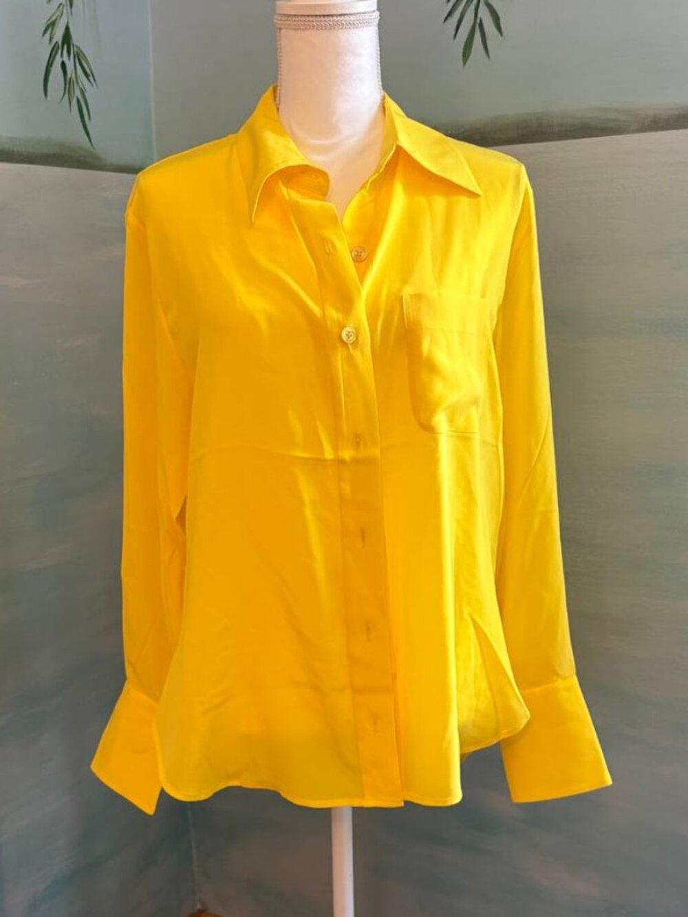 EQUIPMENT FR 100% Silk Blouse Bright Yellow L